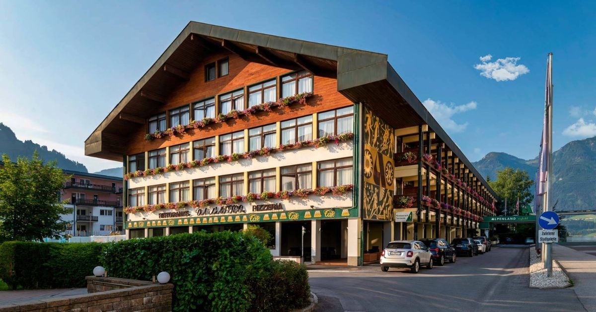 Alpenland St. Johann im Pongau, Alpendorf