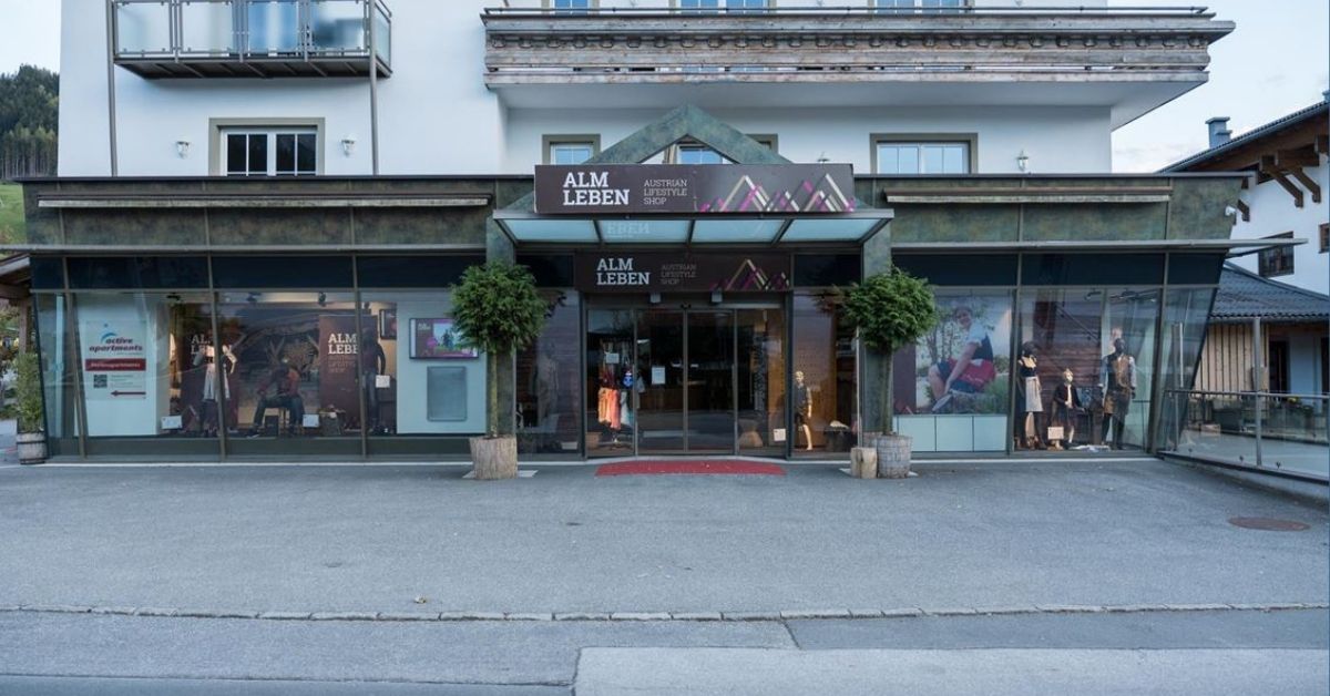 Portis Sportshop, Dienten